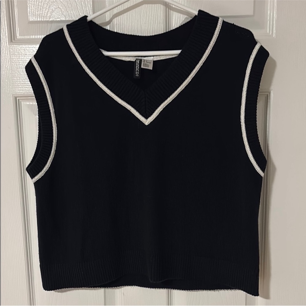 H&M Short V-neck sweater vest sleeveless sweater navy blue white contrast large - Picture 2 of 11